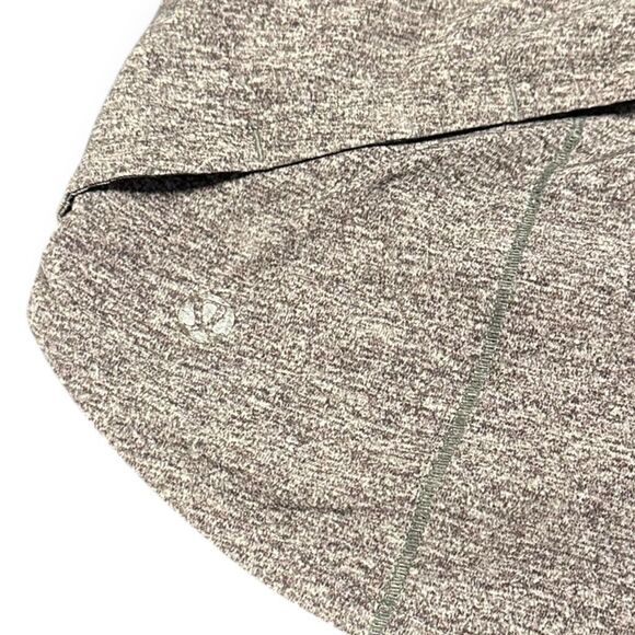 LULULEMON Women’s Heather Lux Multi Black / Black Speed Up Low Rise 2.5” Shorts - Picture 8 of 8